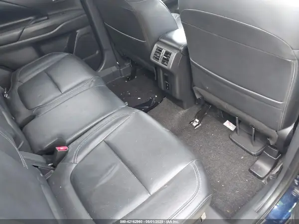 JA4AZ3A39LZ042844 2020 MITSUBISHI OUTLANDER - Image 8