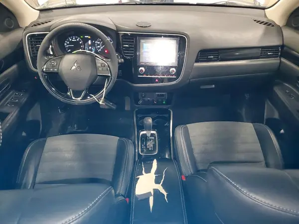 JA4AZ3A39LZ046344 2020 MITSUBISHI OUTLANDER - Image 8