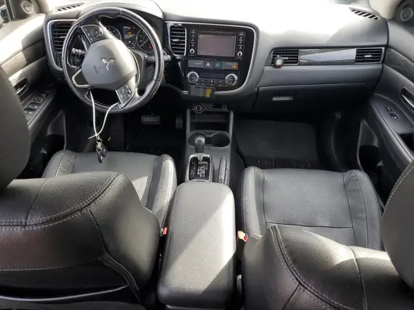 JA4AZ3A3XGZ002519 2016 MITSUBISHI OUTLANDER - Image 8