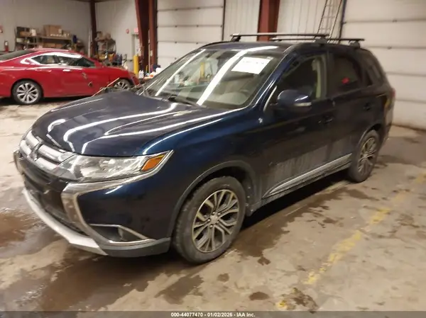 JA4AZ3A3XGZ003847 2016 MITSUBISHI OUTLANDER - Image 2