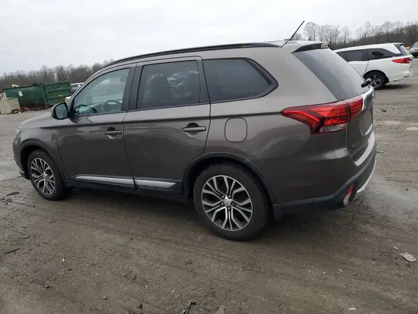 JA4AZ3A3XGZ012208 2016 MITSUBISHI OUTLANDER - Image 2