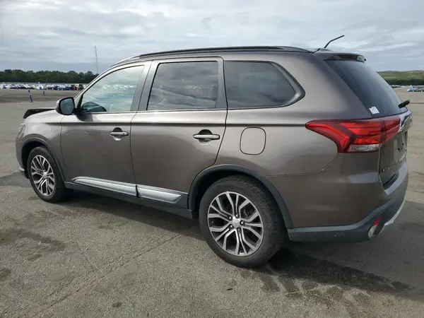 JA4AZ3A3XGZ015092 2016 MITSUBISHI OUTLANDER - Image 2