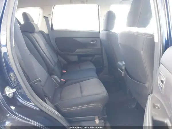 JA4AZ3A3XGZ015495 2016 MITSUBISHI OUTLANDER - Image 8