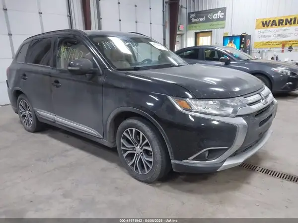 JA4AZ3A3XGZ019272 2016 MITSUBISHI OUTLANDER - Image 1