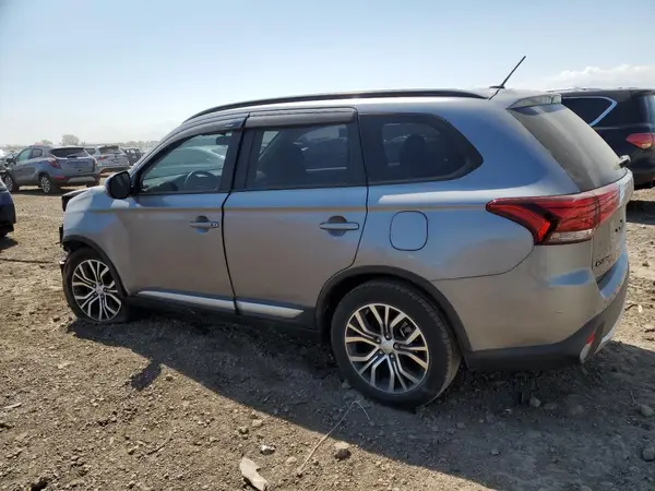 JA4AZ3A3XGZ019787 2016 MITSUBISHI OUTLANDER - Image 2