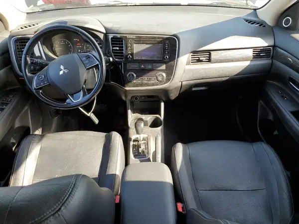 JA4AZ3A3XGZ020745 2016 MITSUBISHI OUTLANDER - Image 8