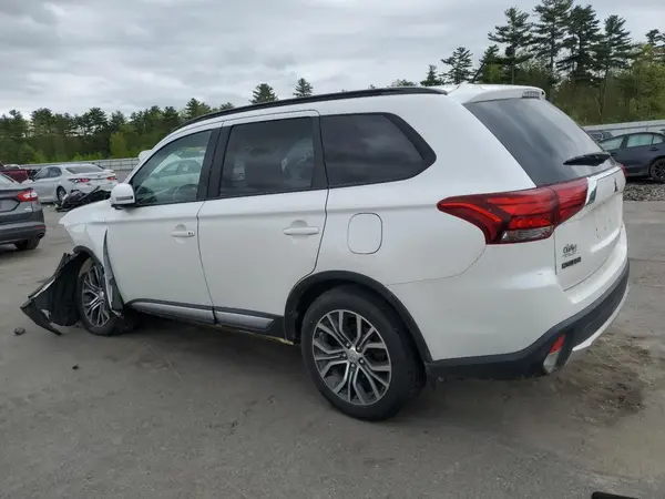 JA4AZ3A3XGZ021264 2016 MITSUBISHI OUTLANDER - Image 2