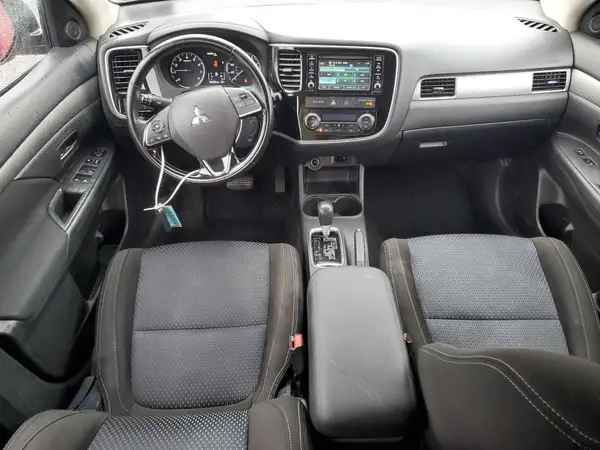 JA4AZ3A3XGZ021698 2016 MITSUBISHI OUTLANDER - Image 8