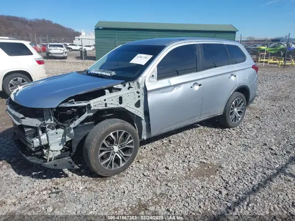 JA4AZ3A3XGZ025511 2016 MITSUBISHI OUTLANDER - Image 2