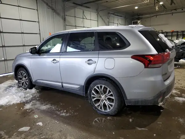 JA4AZ3A3XGZ030921 2016 MITSUBISHI OUTLANDER - Image 2