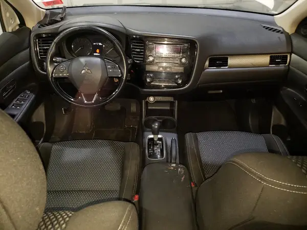 JA4AZ3A3XGZ037481 2016 MITSUBISHI OUTLANDER - Image 8