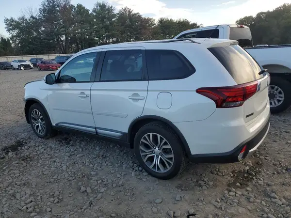 JA4AZ3A3XGZ042776 2016 MITSUBISHI OUTLANDER - Image 2
