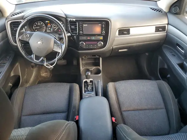 JA4AZ3A3XGZ042776 2016 MITSUBISHI OUTLANDER - Image 8