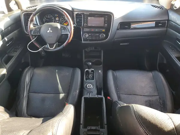 JA4AZ3A3XGZ042972 2016 MITSUBISHI OUTLANDER - Image 8