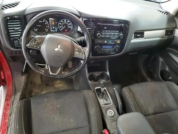 JA4AZ3A3XGZ053213 2016 MITSUBISHI OUTLANDER - Image 8