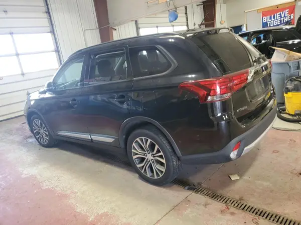 JA4AZ3A3XGZ060453 2016 MITSUBISHI OUTLANDER - Image 2