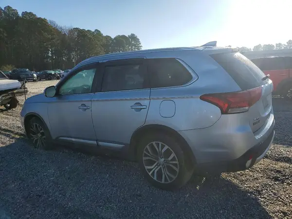 JA4AZ3A3XHZ015630 2017 MITSUBISHI OUTLANDER - Image 2