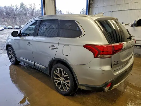 JA4AZ3A3XHZ016034 2017 MITSUBISHI OUTLANDER - Image 2