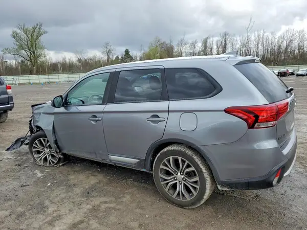 JA4AZ3A3XHZ027342 2017 MITSUBISHI OUTLANDER - Image 2