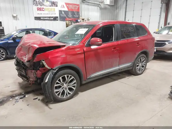 JA4AZ3A3XHZ043007 2017 MITSUBISHI OUTLANDER - Image 2