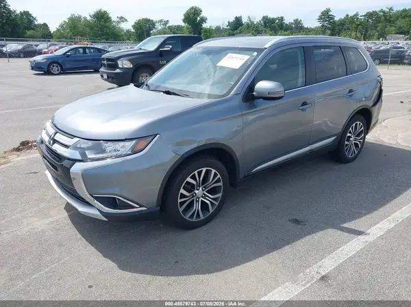 JA4AZ3A3XHZ052225 2017 MITSUBISHI OUTLANDER - Image 2