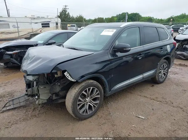 JA4AZ3A3XHZ056873 2017 MITSUBISHI OUTLANDER - Image 2