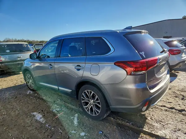 JA4AZ3A3XHZ059739 2017 MITSUBISHI OUTLANDER - Image 2
