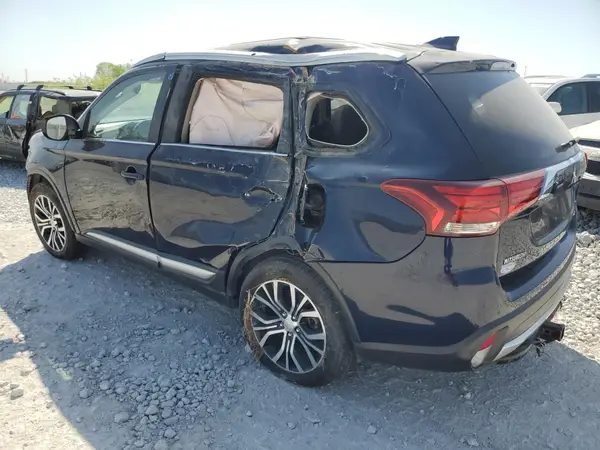 JA4AZ3A3XJJ000405 2018 MITSUBISHI OUTLANDER - Image 2
