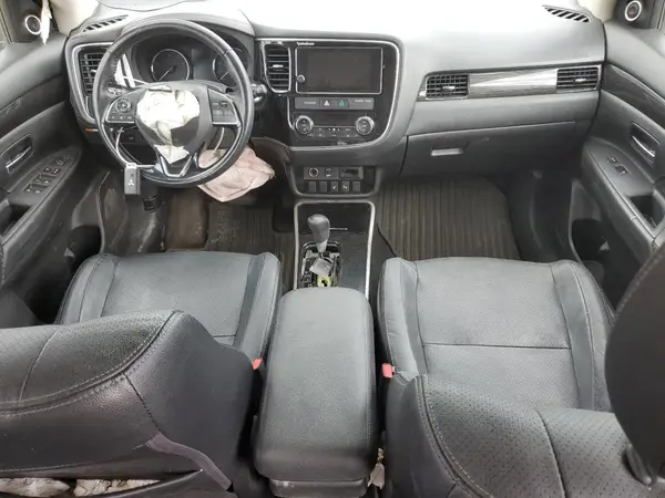 JA4AZ3A3XJJ000405 2018 MITSUBISHI OUTLANDER - Image 8