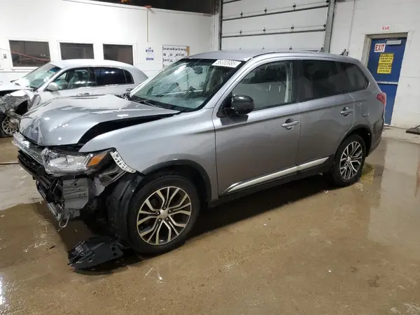 JA4AZ3A3XJJ000467 2018 MITSUBISHI OUTLANDER - Image 1