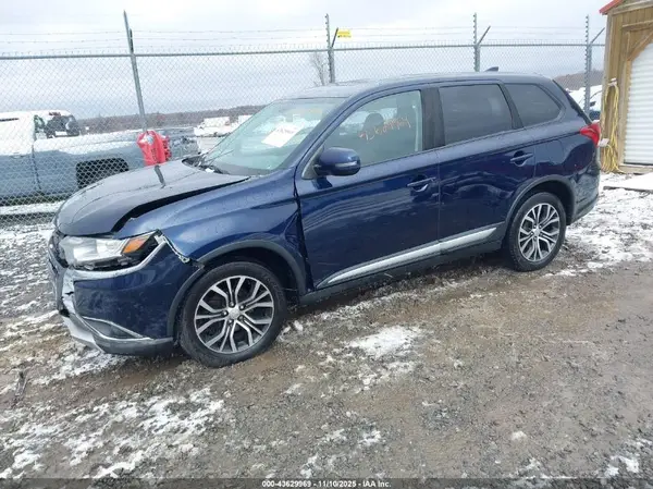 JA4AZ3A3XJJ001344 2018 MITSUBISHI OUTLANDER - Image 2