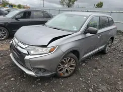 JA4AZ3A3XJJ001652 2018 MITSUBISHI OUTLANDER