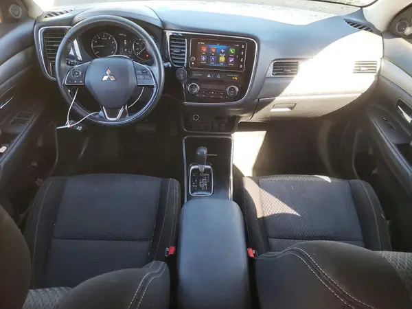 JA4AZ3A3XJZ005153 2018 MITSUBISHI OUTLANDER - Image 8