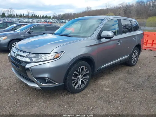 JA4AZ3A3XJZ015116 2018 MITSUBISHI OUTLANDER - Image 2