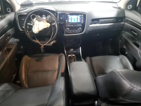 JA4AZ3A3XJZ019960 2018 MITSUBISHI OUTLANDER - Image 8
