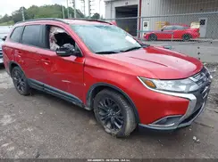JA4AZ3A3XJZ022082 2018 MITSUBISHI OUTLANDER