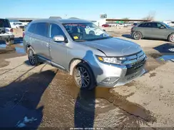 JA4AZ3A3XJZ025449 2018 MITSUBISHI OUTLANDER