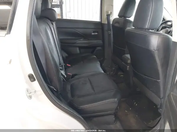 JA4AZ3A3XJZ025452 2018 MITSUBISHI OUTLANDER - Image 8