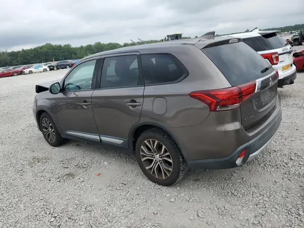 JA4AZ3A3XJZ035544 2018 MITSUBISHI OUTLANDER - Image 2