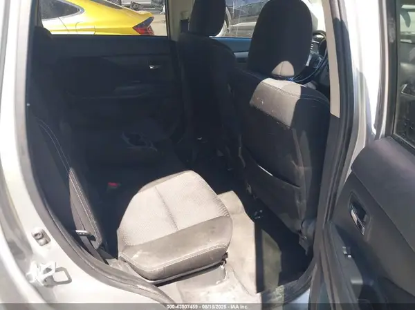 JA4AZ3A3XJZ039335 2018 MITSUBISHI OUTLANDER - Image 8
