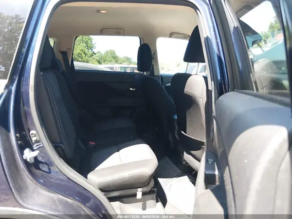 JA4AZ3A3XJZ056118 2018 MITSUBISHI OUTLANDER - Image 8