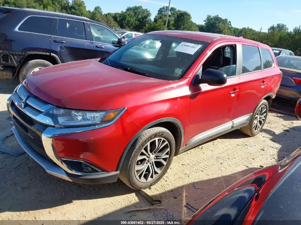 JA4AZ3A3XJZ057947 2018 MITSUBISHI OUTLANDER - Image 2