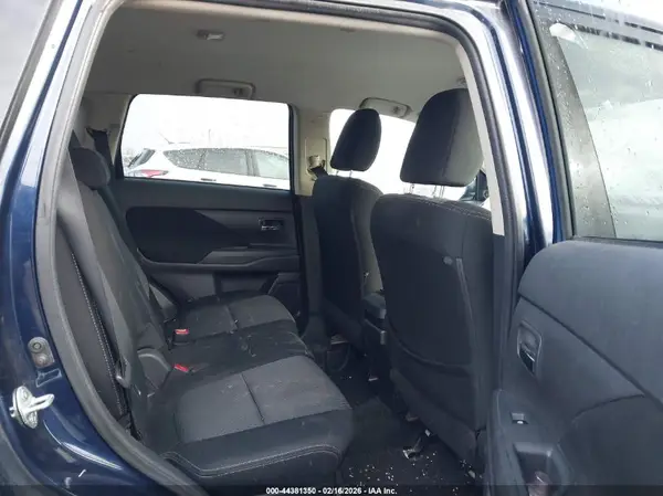 JA4AZ3A3XJZ058628 2018 MITSUBISHI OUTLANDER - Image 8