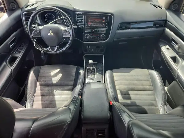 JA4AZ3A3XKJ001684 2019 MITSUBISHI OUTLANDER - Image 8