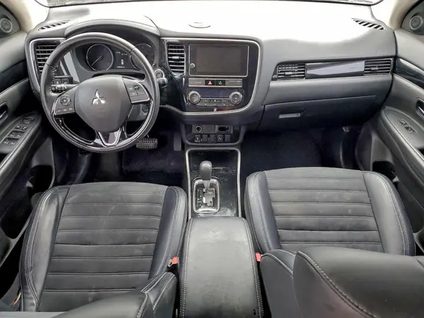 JA4AZ3A3XKZ004165 2019 MITSUBISHI OUTLANDER - Image 8