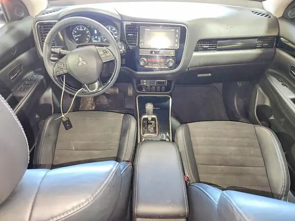 JA4AZ3A3XKZ004263 2019 MITSUBISHI OUTLANDER - Image 8