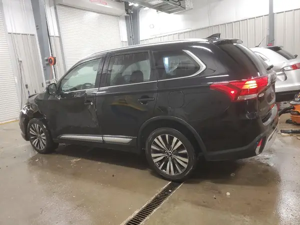 JA4AZ3A3XKZ008300 2019 MITSUBISHI OUTLANDER - Image 2