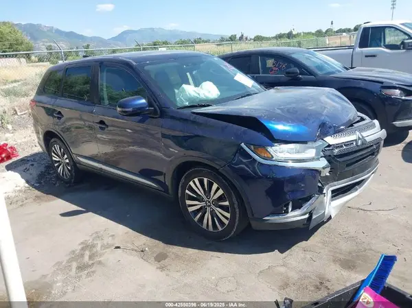 JA4AZ3A3XKZ009852 2019 MITSUBISHI OUTLANDER - Image 1