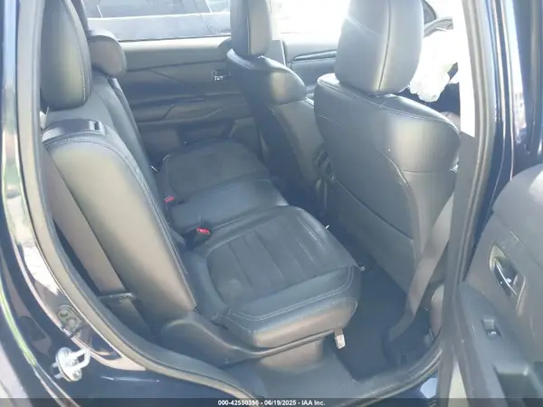 JA4AZ3A3XKZ009852 2019 MITSUBISHI OUTLANDER - Image 8