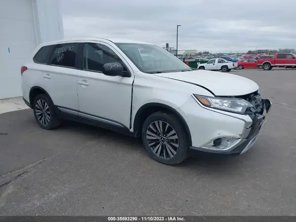 JA4AZ3A3XKZ010063 2019 MITSUBISHI OUTLANDER